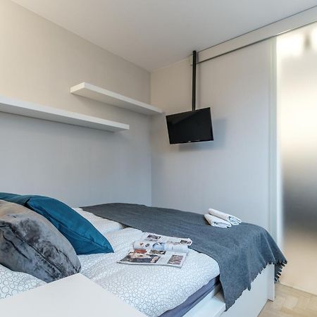 Warsaw Inside Solec III Apartment Exterior photo